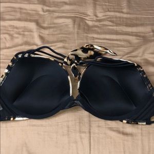 Victoria's Secret Swim - Victoria’s Secret bombshell bikini top Victoria's Secret Swim - Victoria’s Secret bombshell bikini top